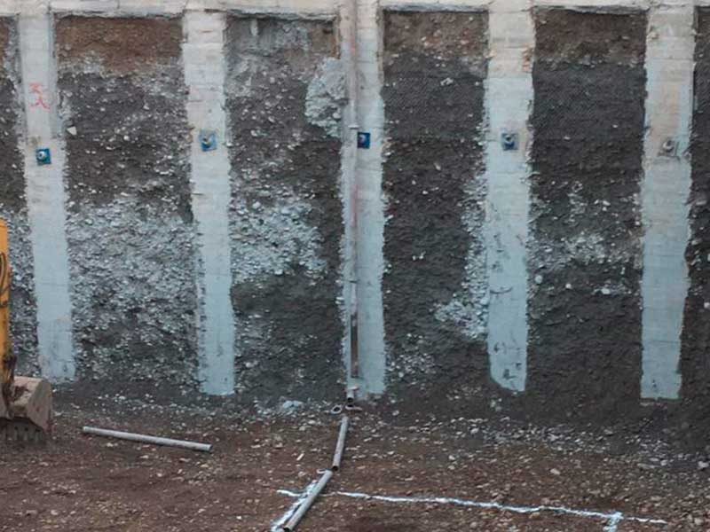 Pilas y excavaciones Besalco